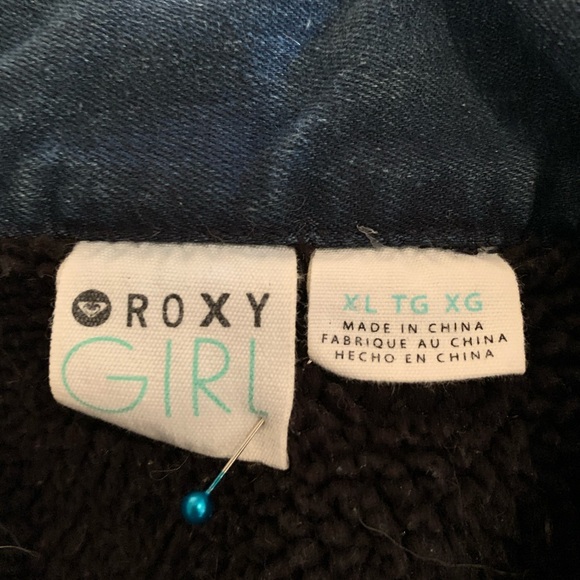 Roxy Sherpa lined jean jacket. - Picture 4 of 5